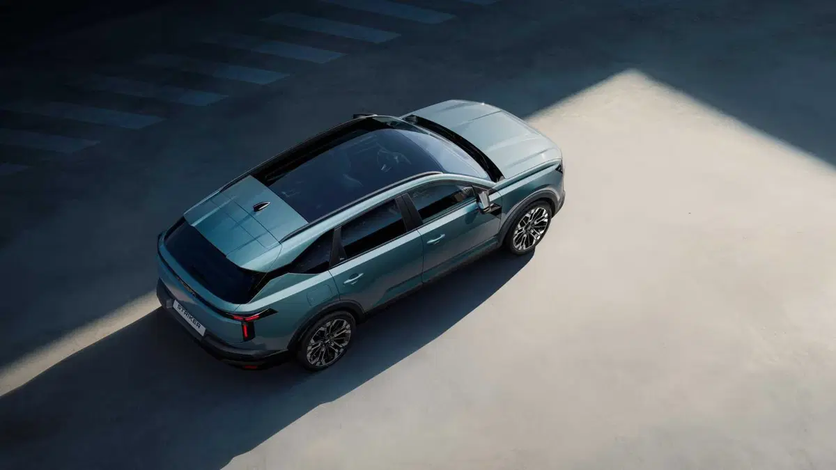 Dacia, tante novità in arrivo: ecco la crossover Striker e una nuova elettrica da meno di 18.000 euro (7)