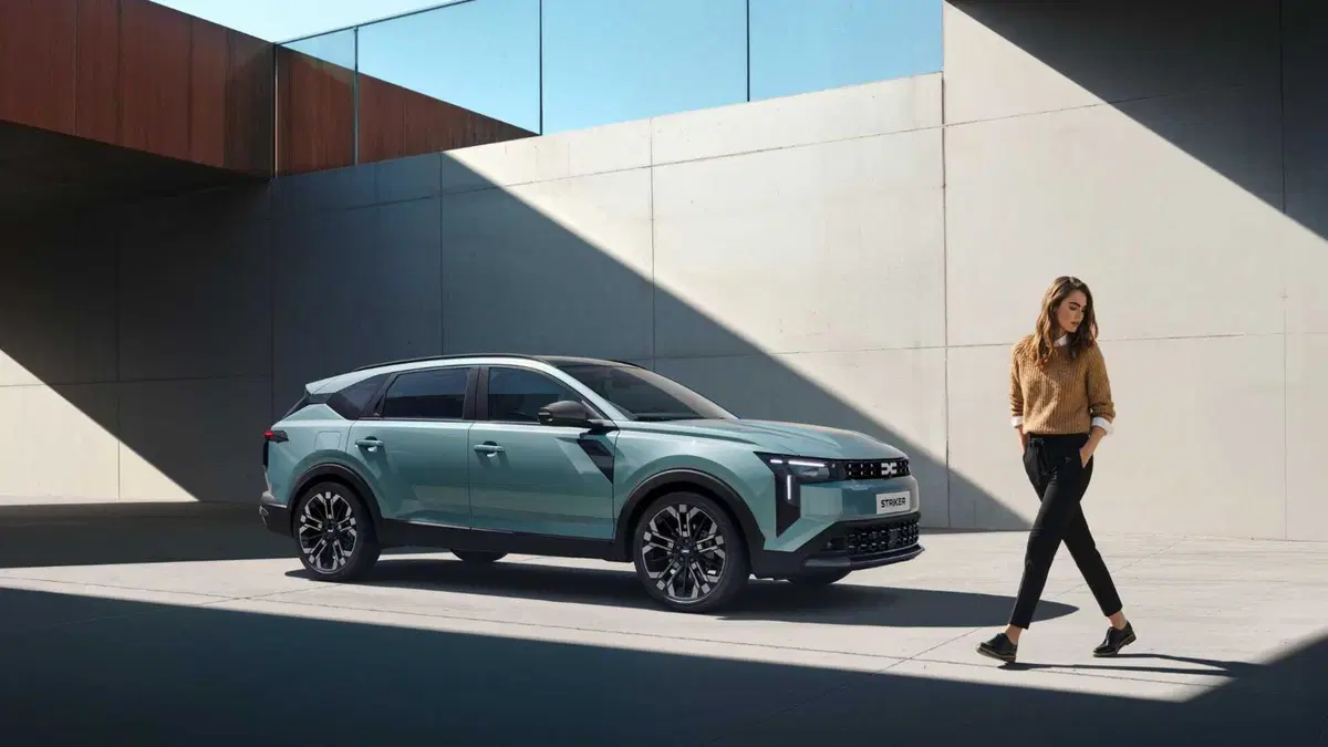 Dacia, tante novità in arrivo: ecco la crossover Striker e una nuova elettrica da meno di 18.000 euro (8)