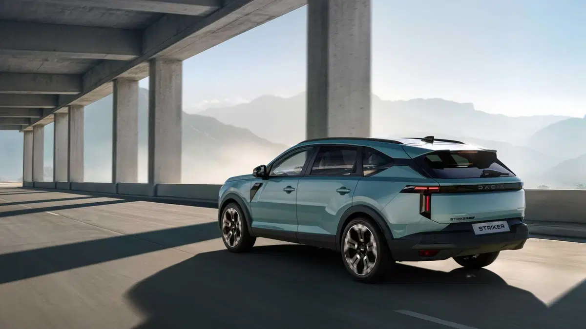 Dacia, tante novità in arrivo: ecco la crossover Striker e una nuova elettrica da meno di 18.000 euro (10)