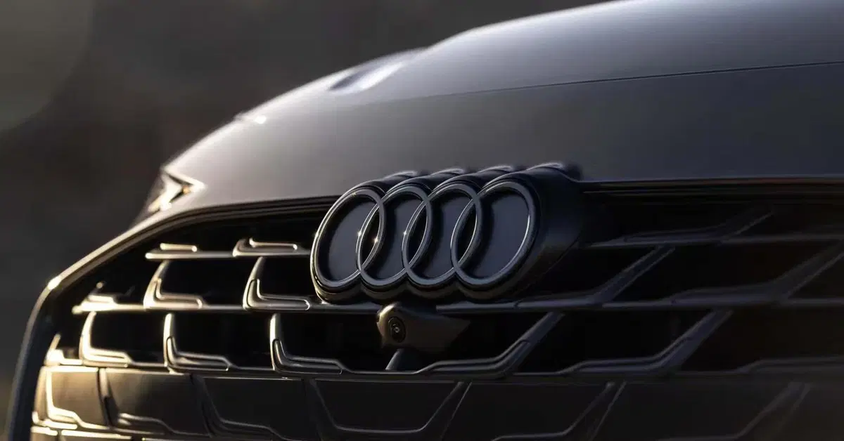 Audi frena sull&rsquo;elettrico: i motori a benzina avranno ancora un futuro dopo il 2030