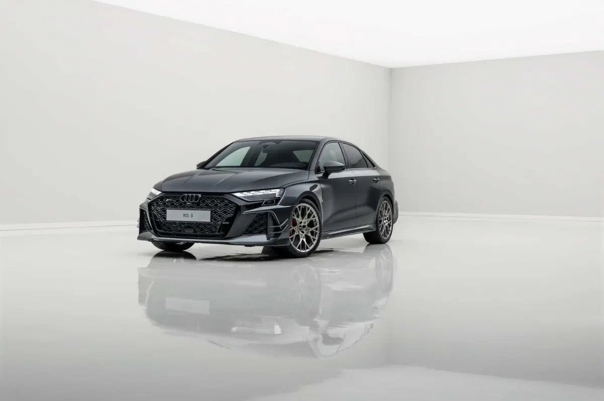 Audi RS 3 Competition Limited 2026: un motore leggendario e cinquant'anni di cilindri che non si dimenticano (7)