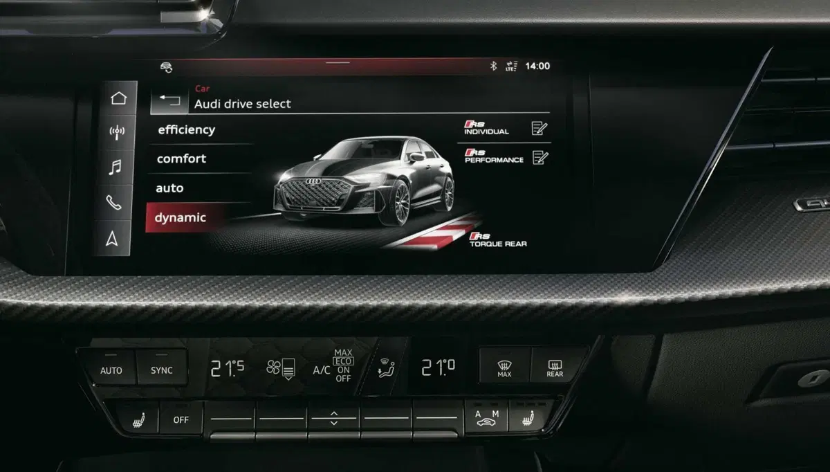 Audi RS 3 Competition Limited 2026: un motore leggendario e cinquant'anni di cilindri che non si dimenticano (9)