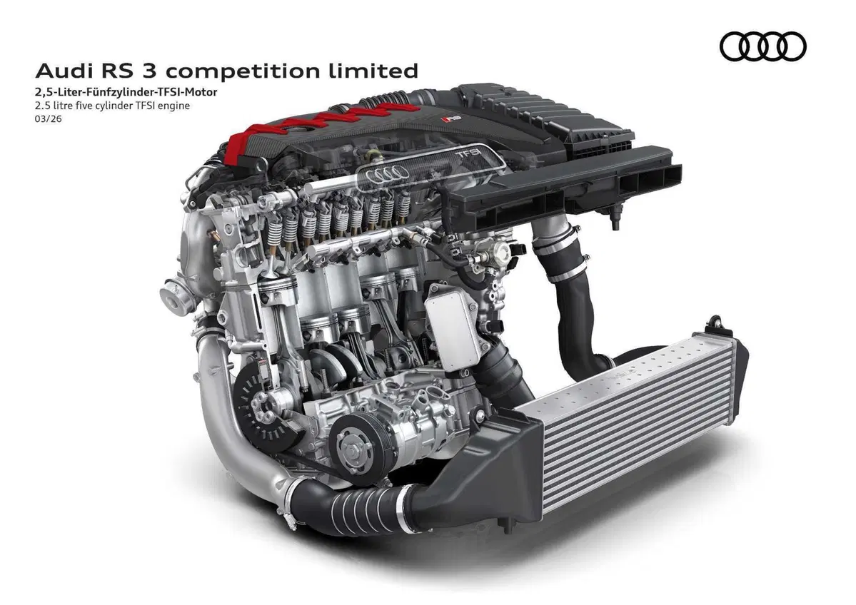 Audi RS 3 Competition Limited 2026: un motore leggendario e cinquant'anni di cilindri che non si dimenticano
