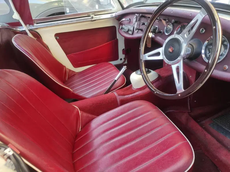 Austin Healey Sprite mk1 d'epoca a Foggia (2)
