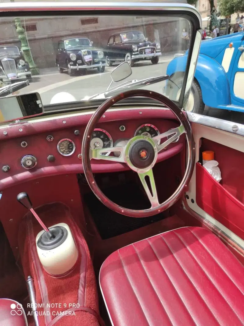 Austin Healey Sprite mk1 d'epoca a Foggia (3)
