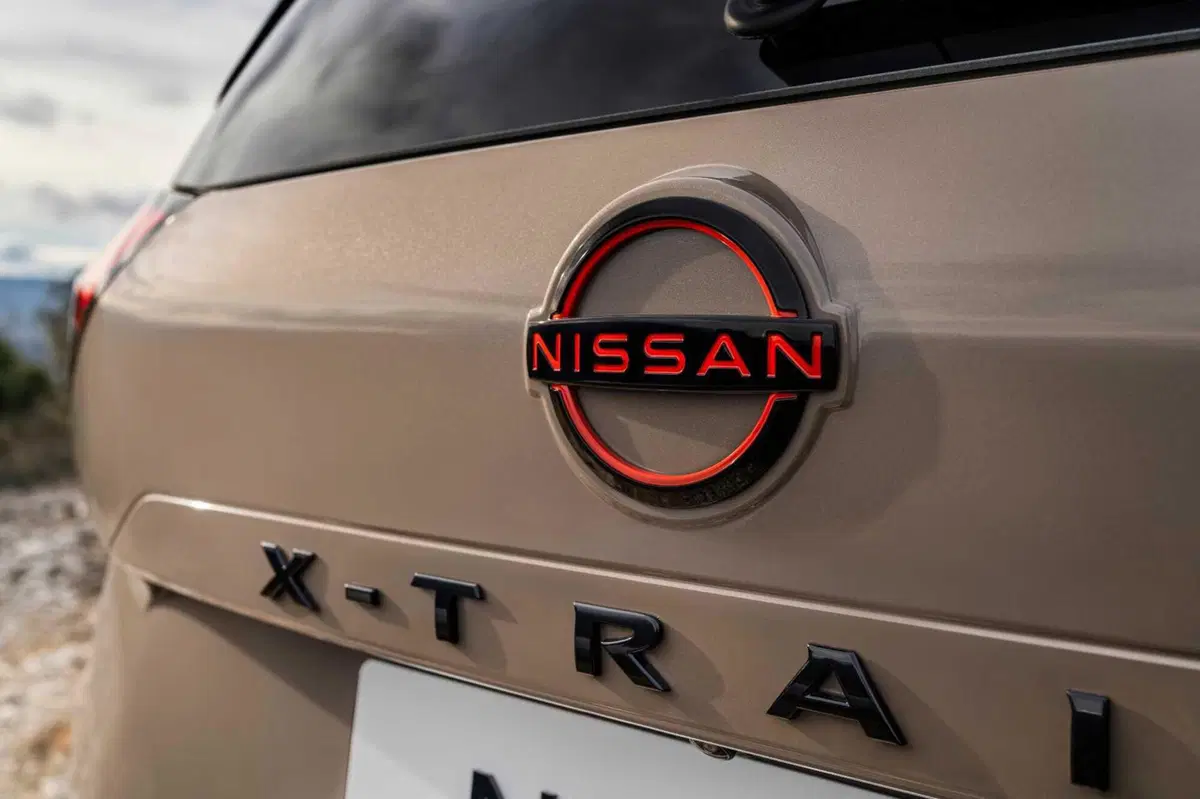 Nissan X-Trail 2026: il SUV familiare si rinnova senza tradire le sue radici | Esterni, interni e caratteristiche  (9)