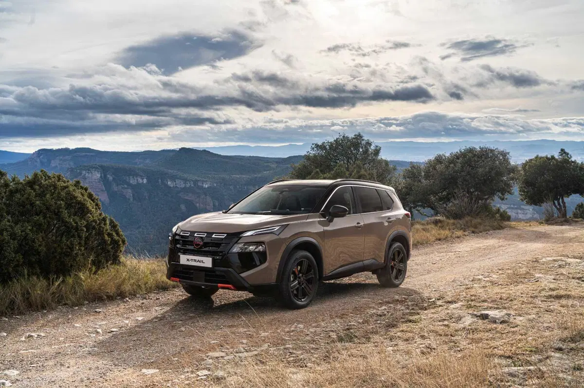 Nissan X-Trail 2026: il SUV familiare si rinnova senza tradire le sue radici | Esterni, interni e caratteristiche  (14)