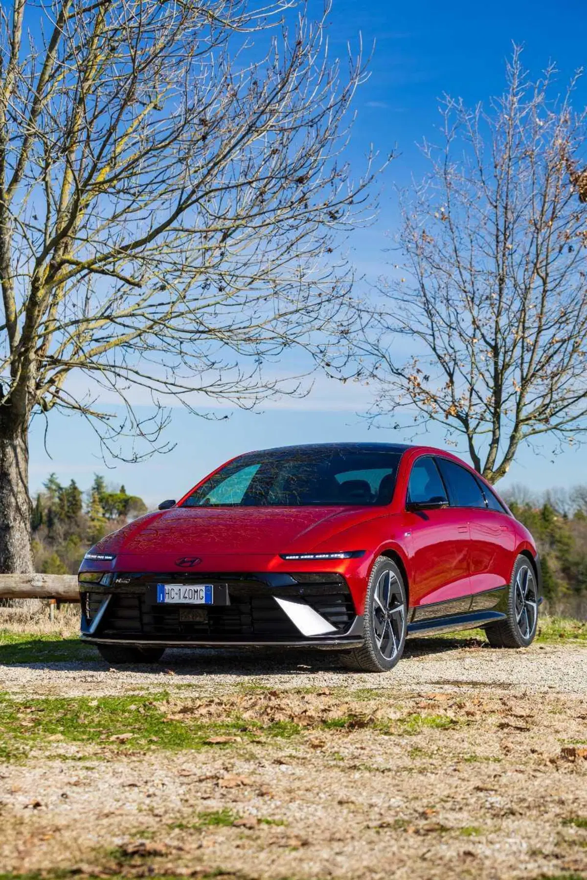 Hyundai IONIQ 6 2026: la berlina elettrica con il Cx da record si aggiorna  (23)