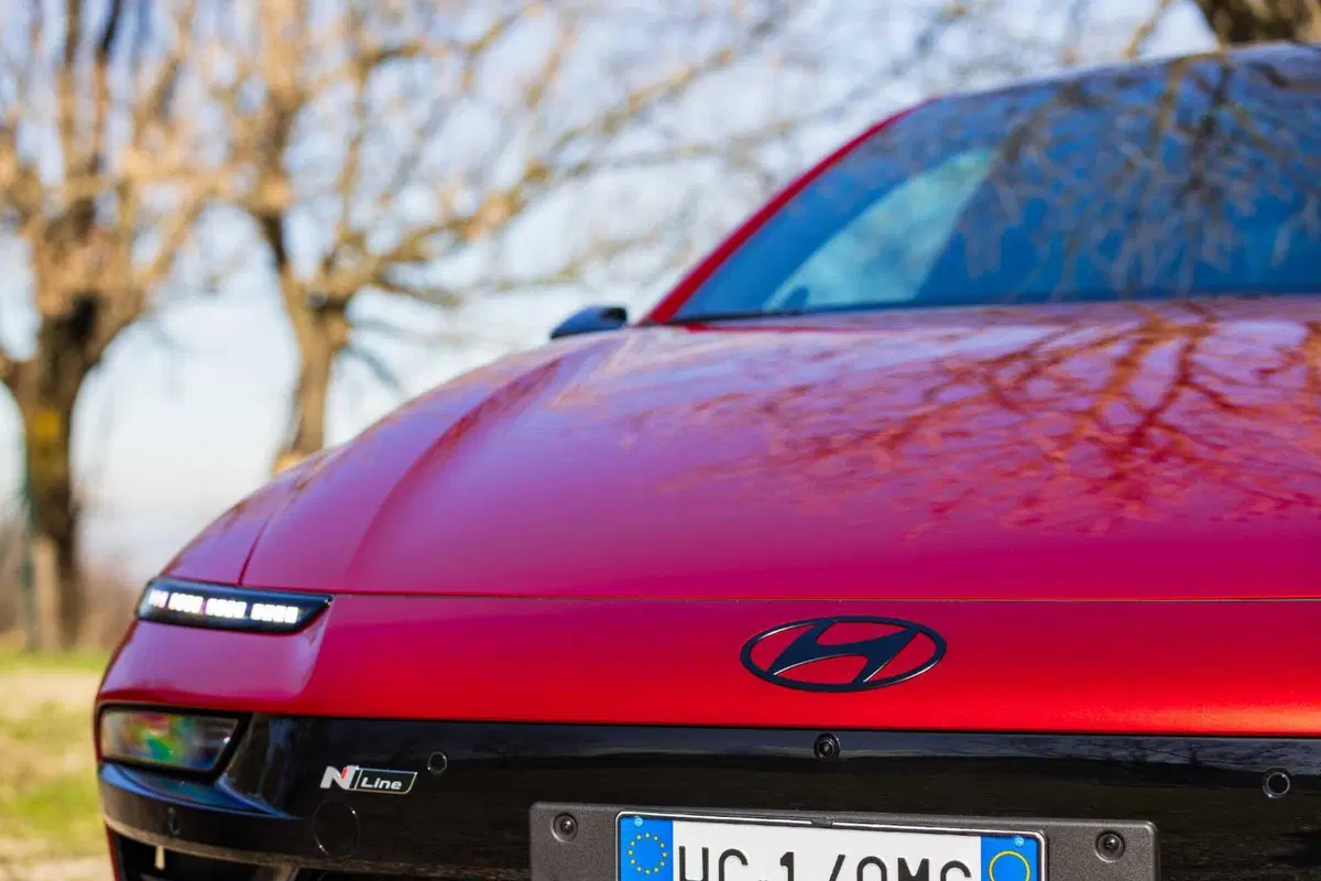 Hyundai IONIQ 6 2026: la berlina elettrica con il Cx da record si aggiorna  (33)