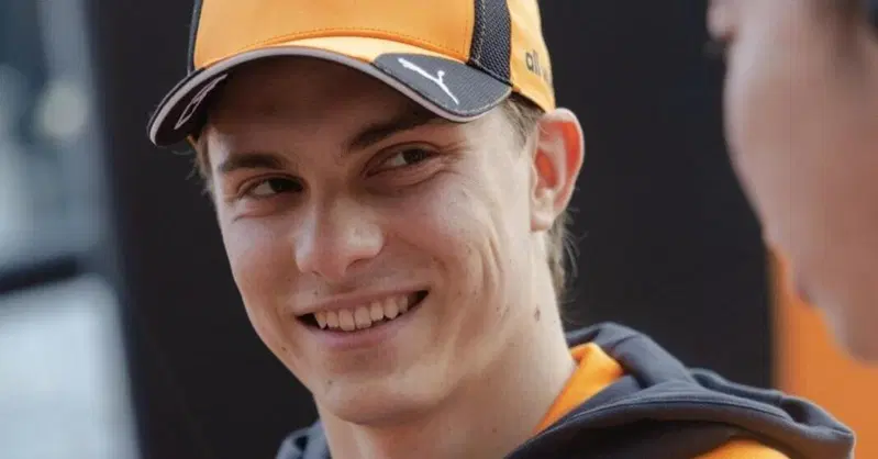 F1 2026, Piastri pronto a riscattarsi in Cina: "Possiamo avvicinarci alla Mercedes, sar&agrave; una sfida vera"