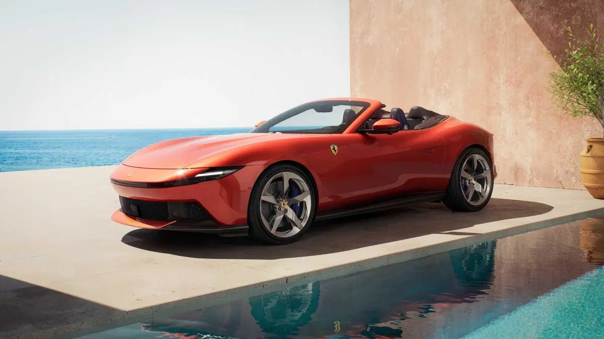 Ferrari Amalfi Spider 2026: la spider V8 di Maranello, tra prestazioni e cielo aperto [VIDEO] (5)