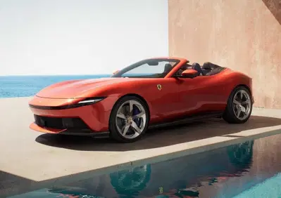 Ferrari Amalfi Spider 2026: la spider V8 di Maranello, tra prestazioni e cielo aperto [VIDEO]