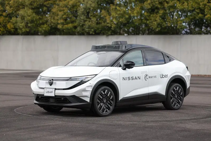 Robotaxi Nissan, Wayve, Uber: al via il progetto pilota a Tokyo con la Nissan LEAF autonoma