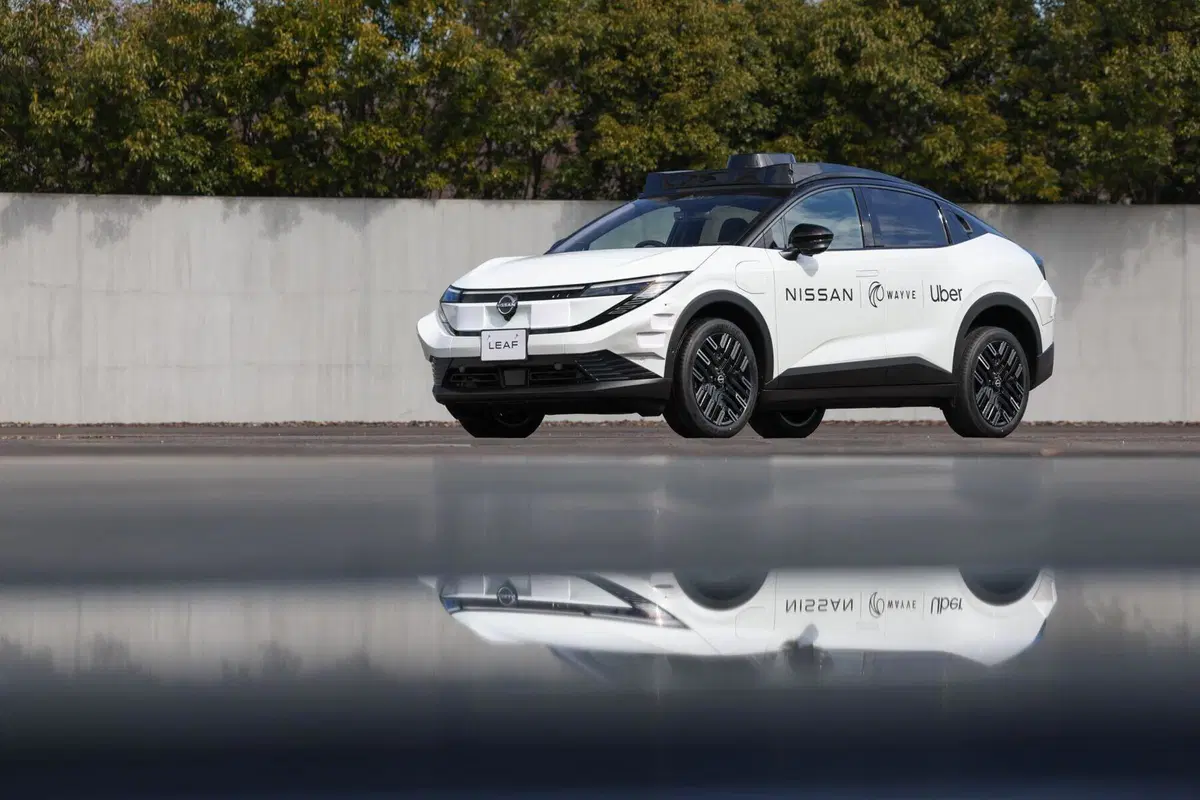 Robotaxi Nissan, Wayve, Uber: al via il progetto pilota a Tokyo con la Nissan LEAF autonoma (6)
