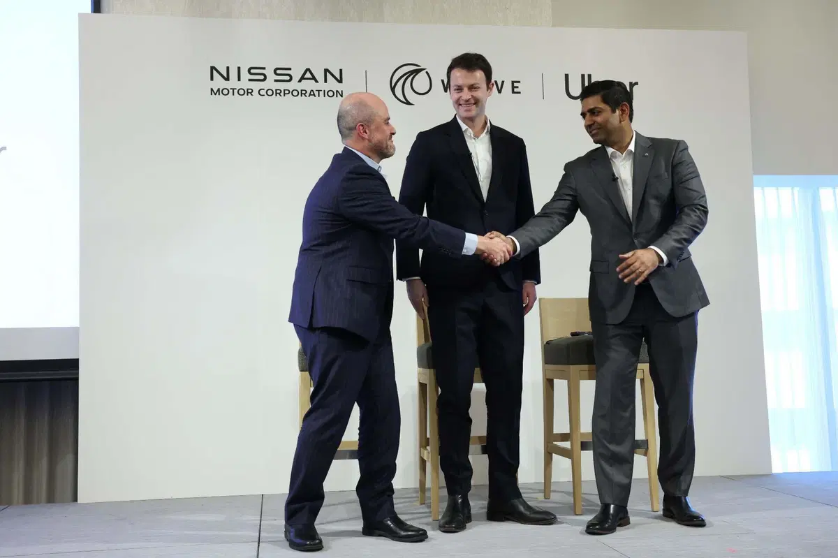 Robotaxi Nissan, Wayve, Uber: al via il progetto pilota a Tokyo con la Nissan LEAF autonoma (13)