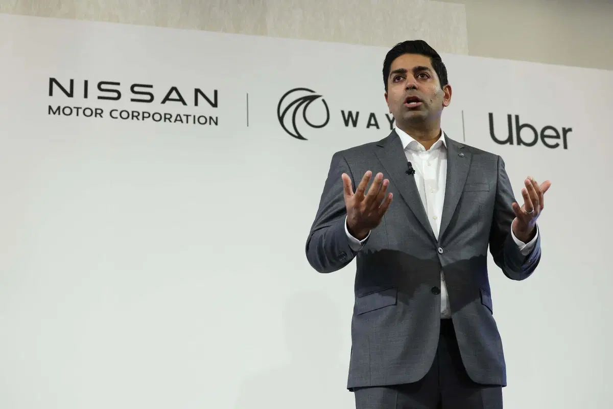 Robotaxi Nissan, Wayve, Uber: al via il progetto pilota a Tokyo con la Nissan LEAF autonoma (23)