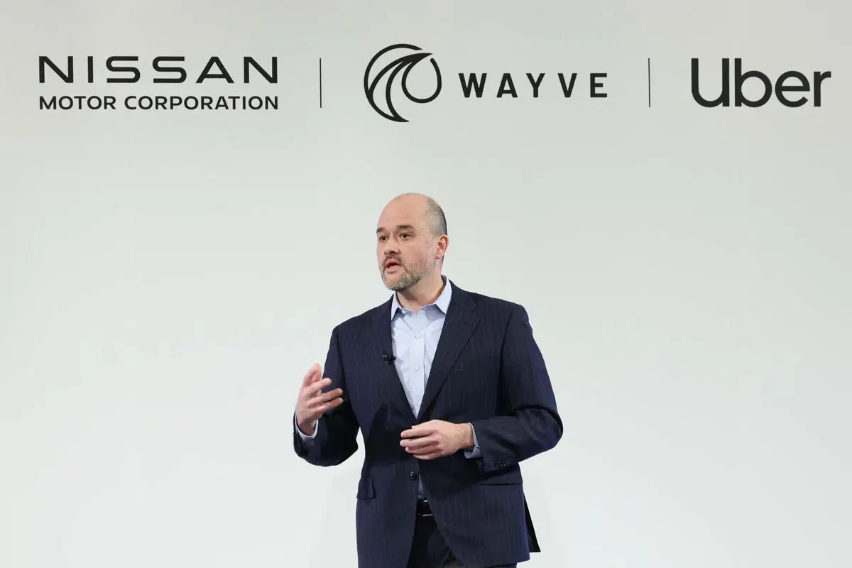 Robotaxi Nissan, Wayve, Uber: al via il progetto pilota a Tokyo con la Nissan LEAF autonoma (27)