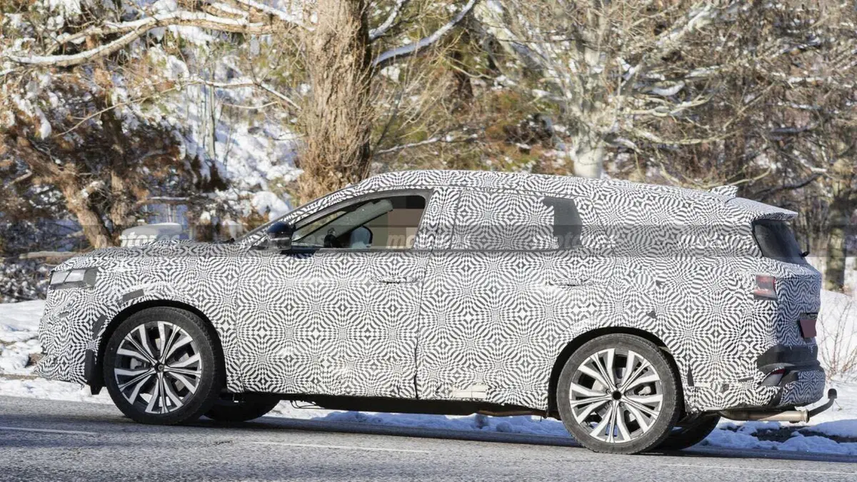 Renault Austral ed Espace 2026: il nuovo motore ibrido E-Tech punta su efficienza e tecnologia (10)