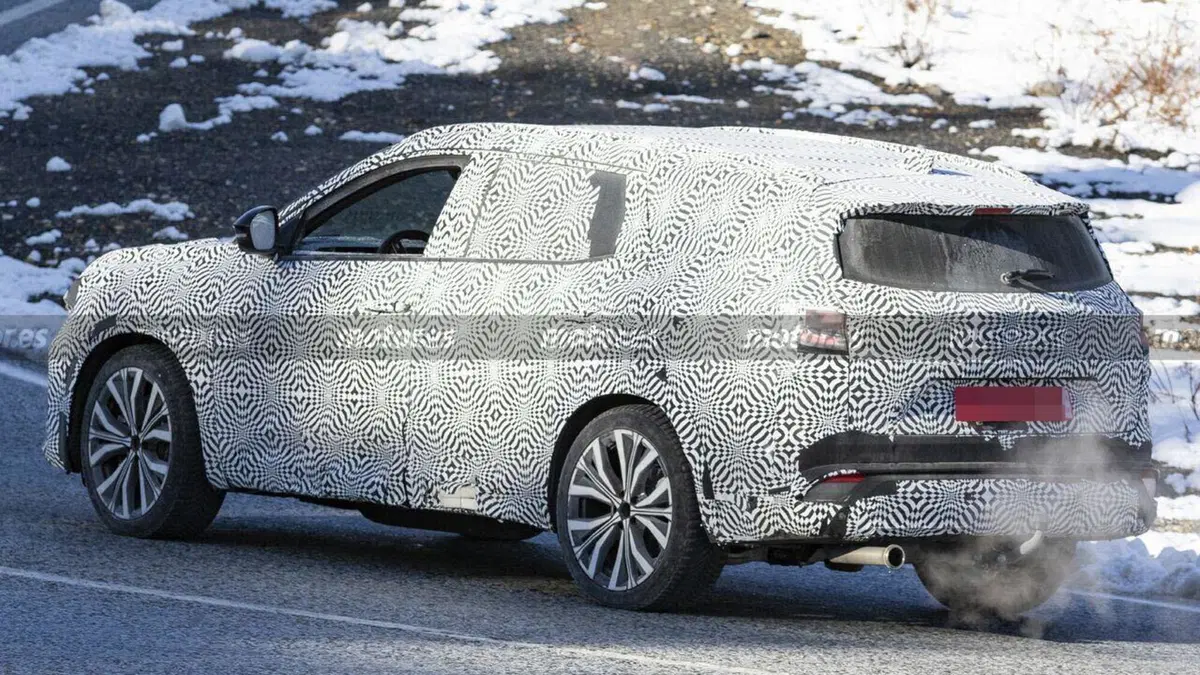 Renault Austral ed Espace 2026: il nuovo motore ibrido E-Tech punta su efficienza e tecnologia (13)