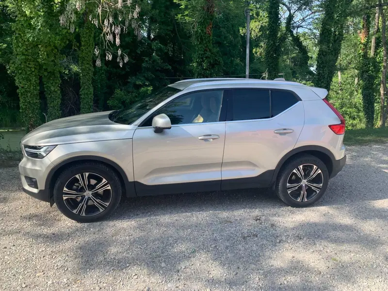 Volvo XC40 usata a Pordenone (4)