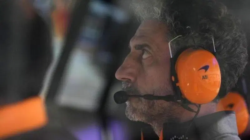 Doppio ko McLaren in Cina, Stella: &ldquo;Due guasti nello stesso componente: &egrave; qualcosa di davvero insolito. Ne parleremo con Mercedes"