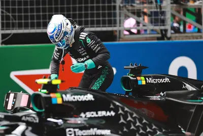 F1, Russell elogia Antonelli in Cina: "Prima vittoria speciale, quest&rsquo;anno mi dar&agrave; del filo da torcere"