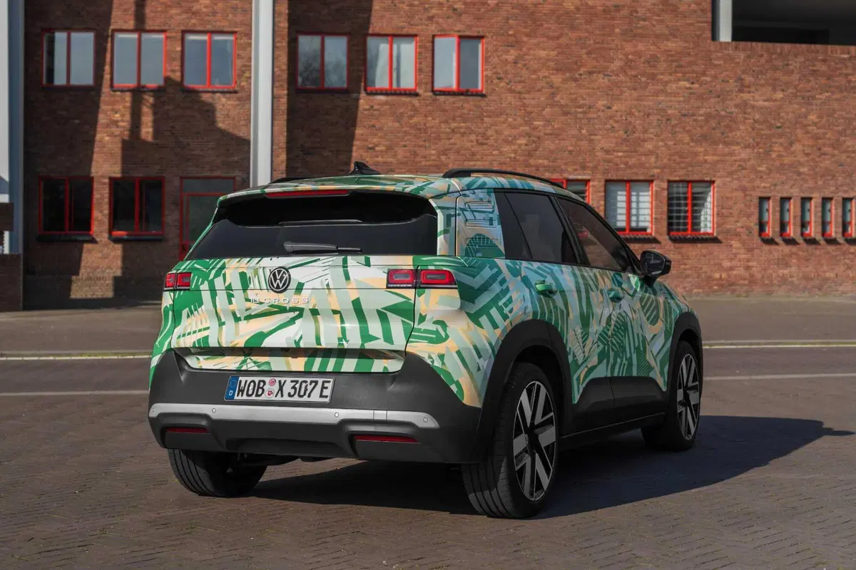 Volkswagen ID. Cross: il SUV elettrico compatto arriva su strada [VIDEO] (9)