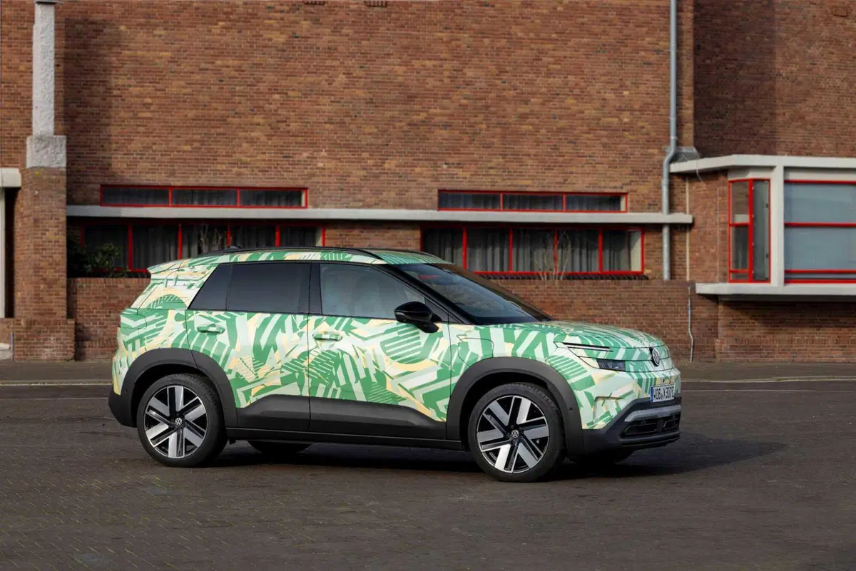Volkswagen ID. Cross: il SUV elettrico compatto arriva su strada [VIDEO] (10)