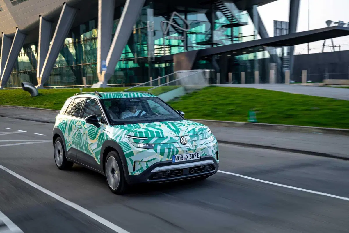 Volkswagen ID. Cross: il SUV elettrico compatto arriva su strada [VIDEO] (15)