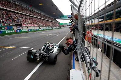F1, pagelle GP Cina: Antonelli perfetto (10), Hamilton rinasce e clamoroso voto 0 al regolamento 2026