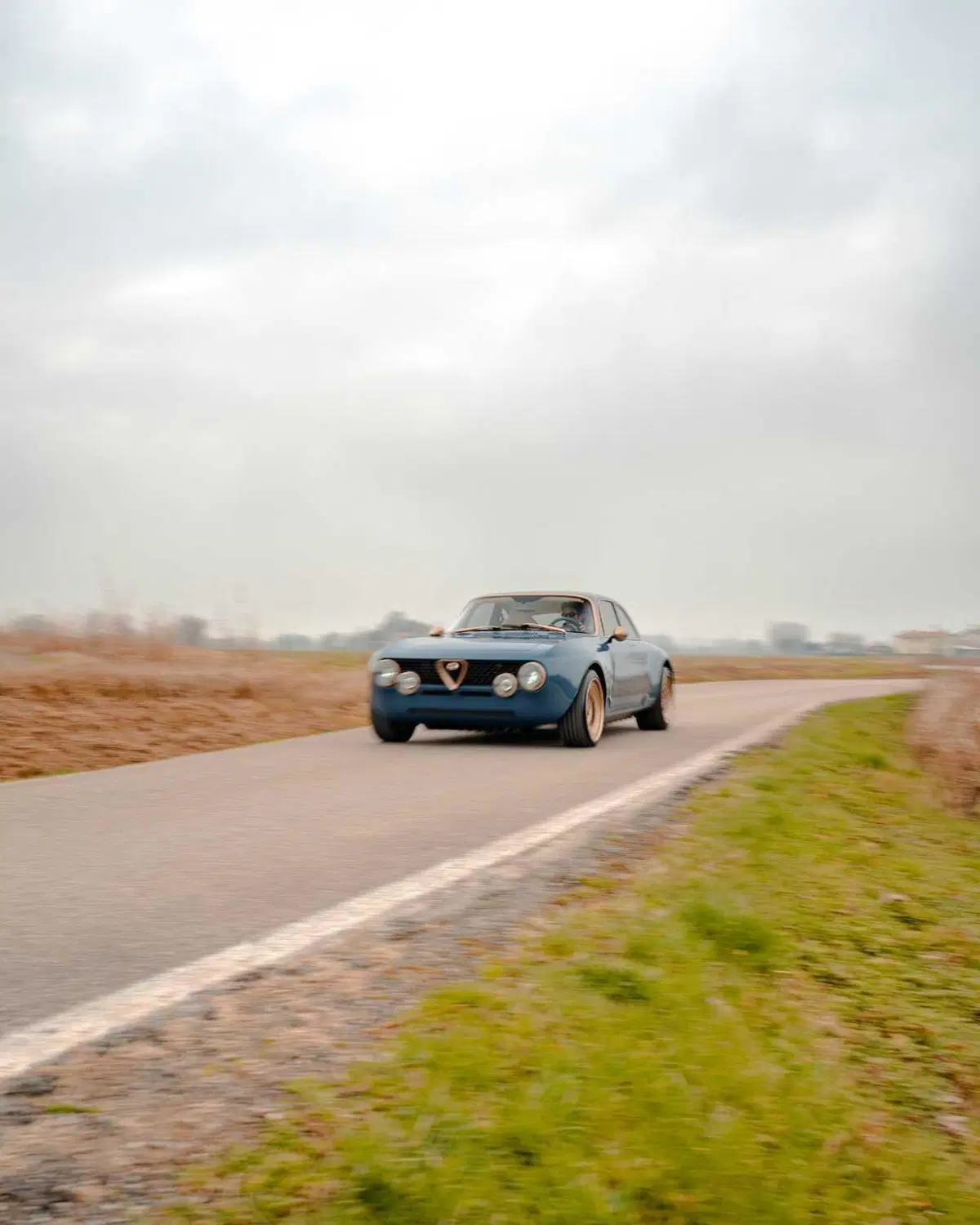 Totem Automobili svela la "Zeal01": la GT Electric numero 18 va in California (5)