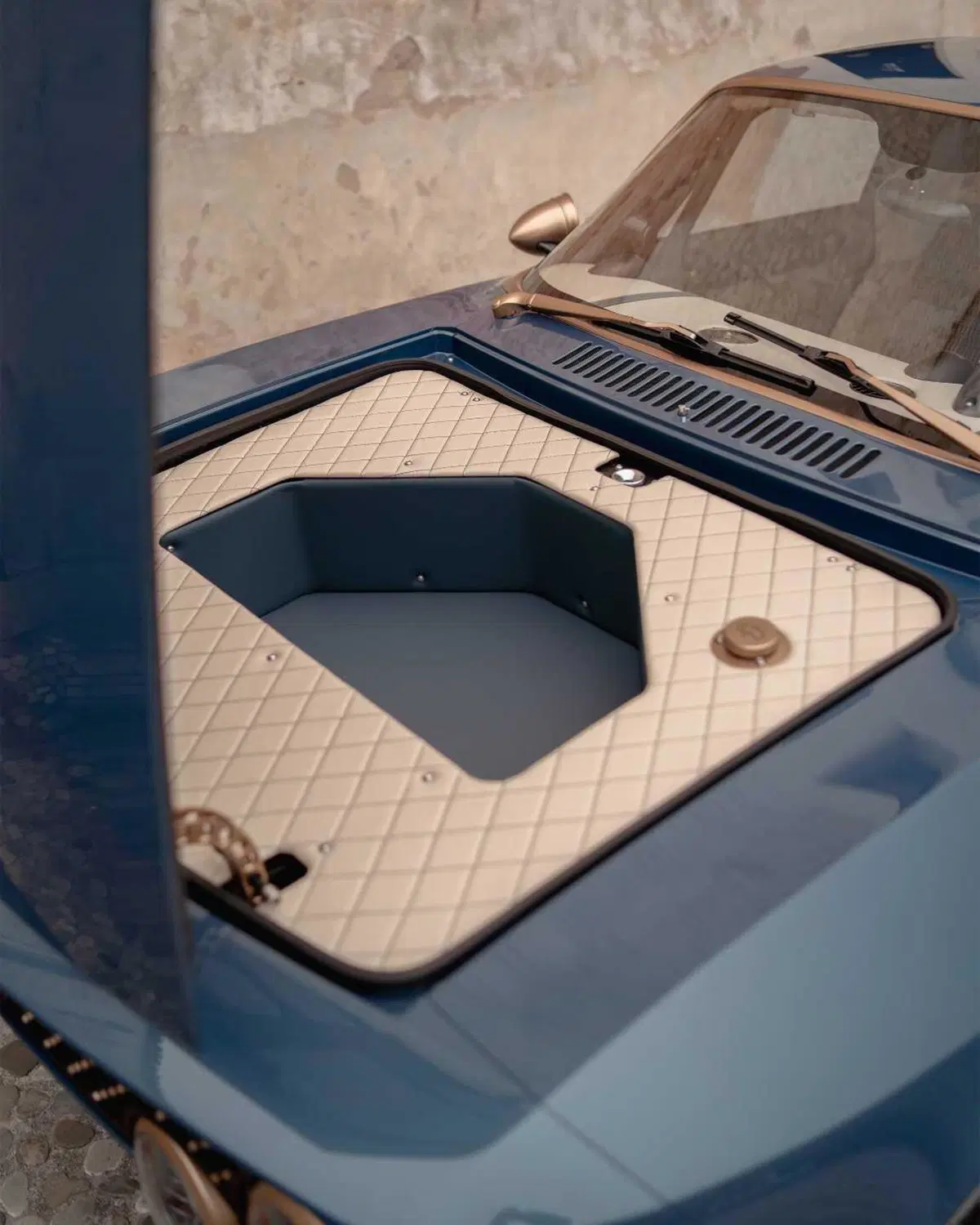 Totem Automobili svela la "Zeal01": la GT Electric numero 18 va in California (23)