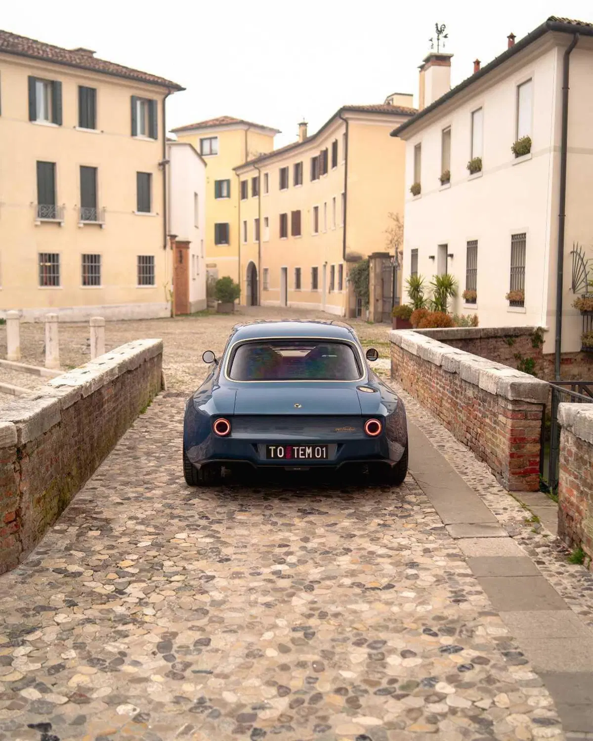 Totem Automobili svela la "Zeal01": la GT Electric numero 18 va in California (34)