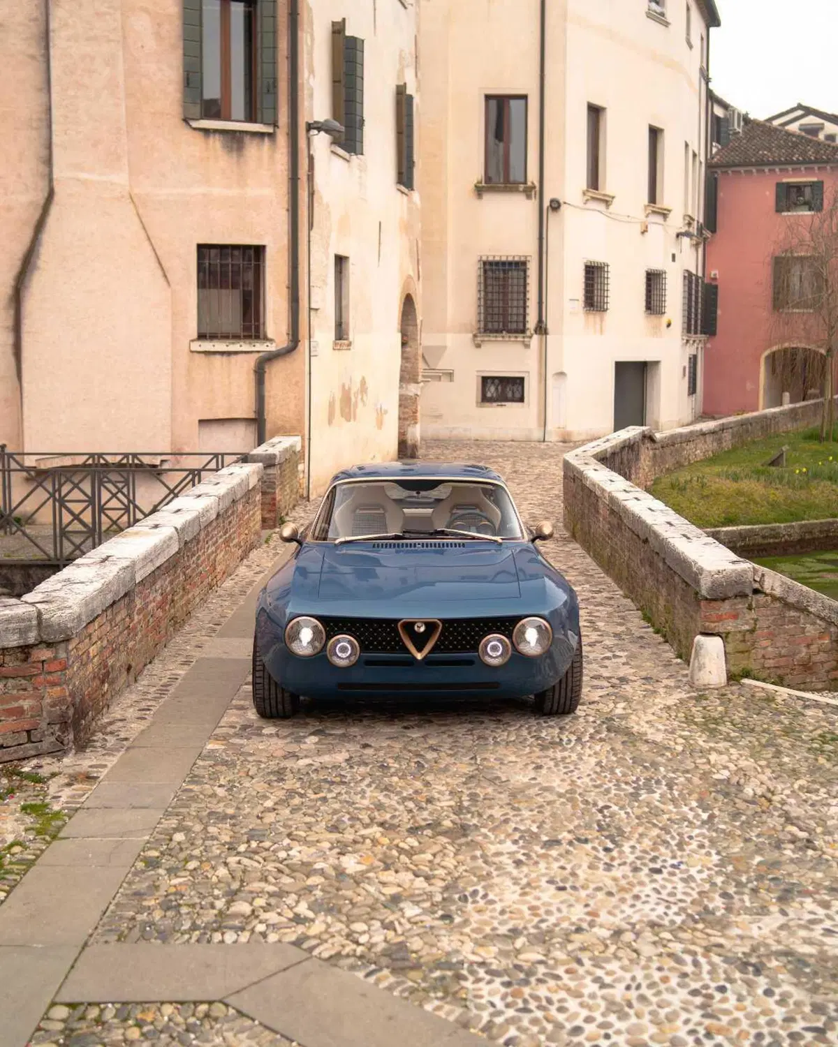 Totem Automobili svela la "Zeal01": la GT Electric numero 18 va in California (35)