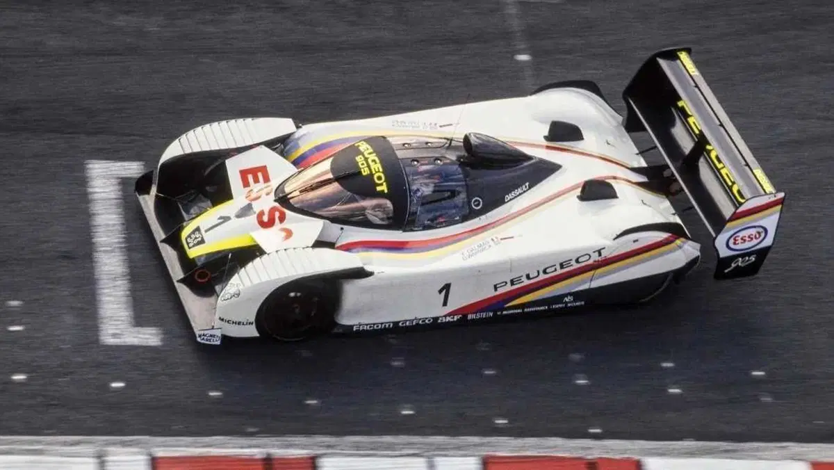 Mai scese in pista: Sauber-Mercedes C292, Peugeot 905 EVO 2 e Alfa Romeo Sport-Prototipo (2)