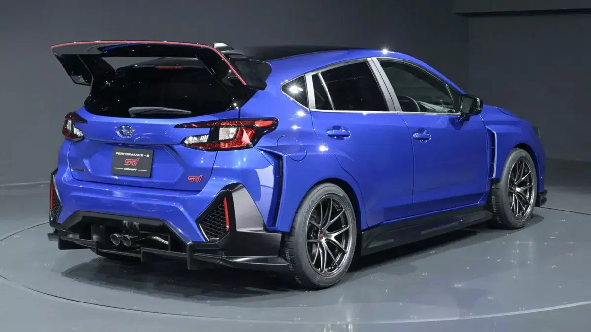 Subaru WRX STI Hatchback da corsa: il ritorno (inaspettato) della leggenda in formato racing (2)