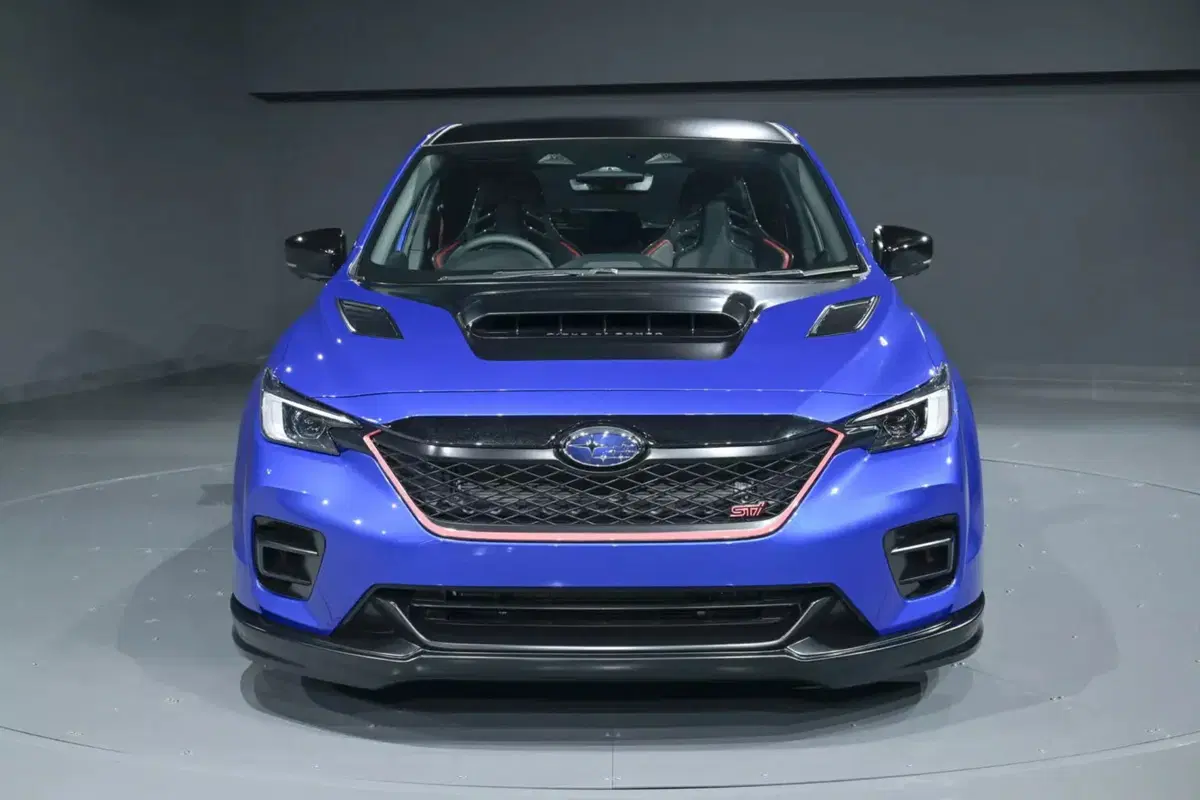 Subaru WRX STI Hatchback da corsa: il ritorno (inaspettato) della leggenda in formato racing (4)