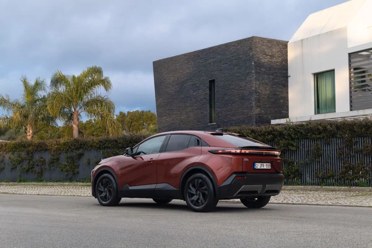 Toyota C-HR+: stesso nome, anima completamente diversa. Ecco il nuovo SUV elettrico | Prova su strada (3)
