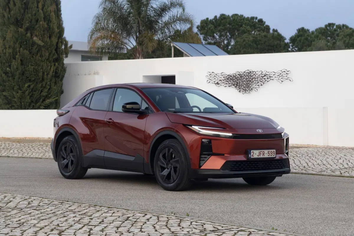 Toyota C-HR+: stesso nome, anima completamente diversa. Ecco il nuovo SUV elettrico | Prova su strada (16)