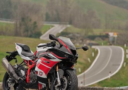 Bimota KB399: l'essenza del marchio riminese in formato compatto
