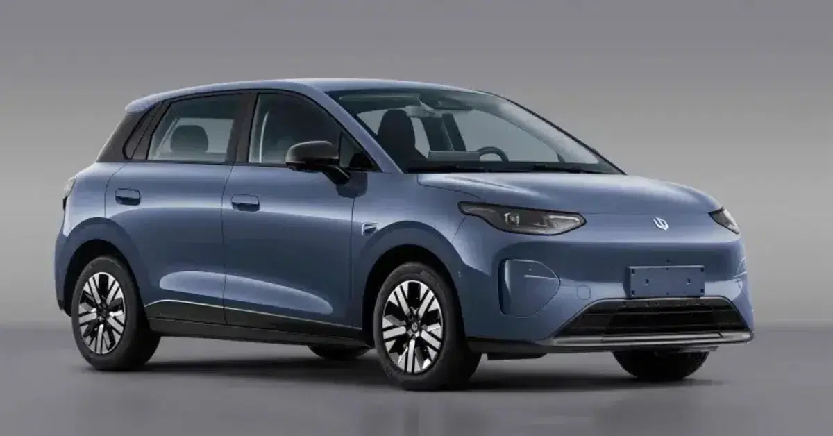 Leapmotor B03: ecco la nuova elettrica compatta che sfida Renault 5 con pi&ugrave; spazio e tecnologia