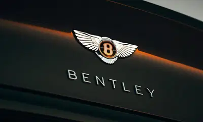 Bentley taglia 275 posti: utili in calo e crisi del lusso, frenano anche l&rsquo;elettrico