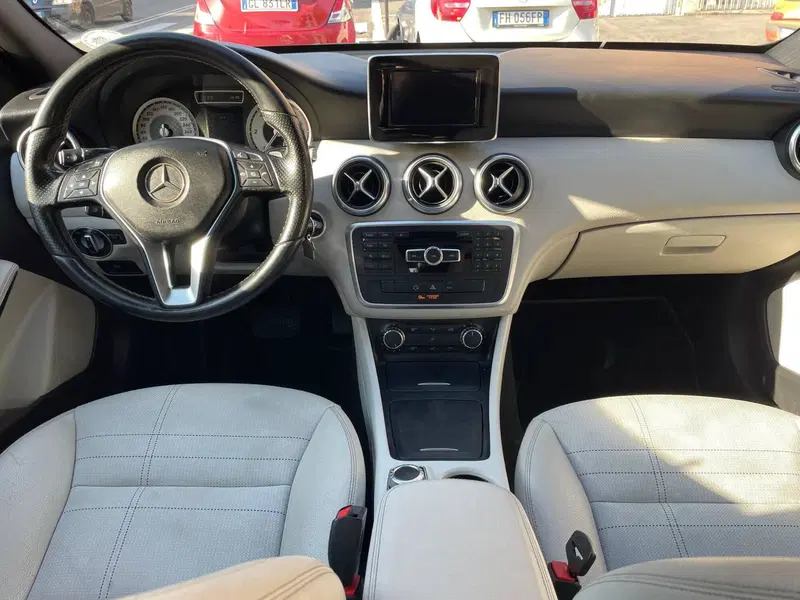Mercedes-Benz Classe A usata a Roma (13)