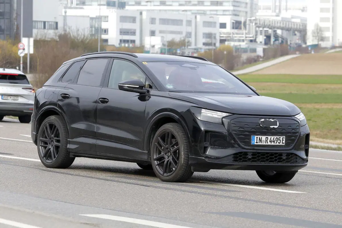 Audi Q4 2026, il restyling cambia più di quanto sembri: ecco tutte le novità (2)