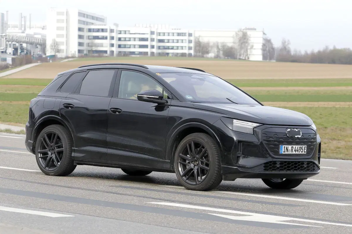 Audi Q4 2026, il restyling cambia più di quanto sembri: ecco tutte le novità (3)