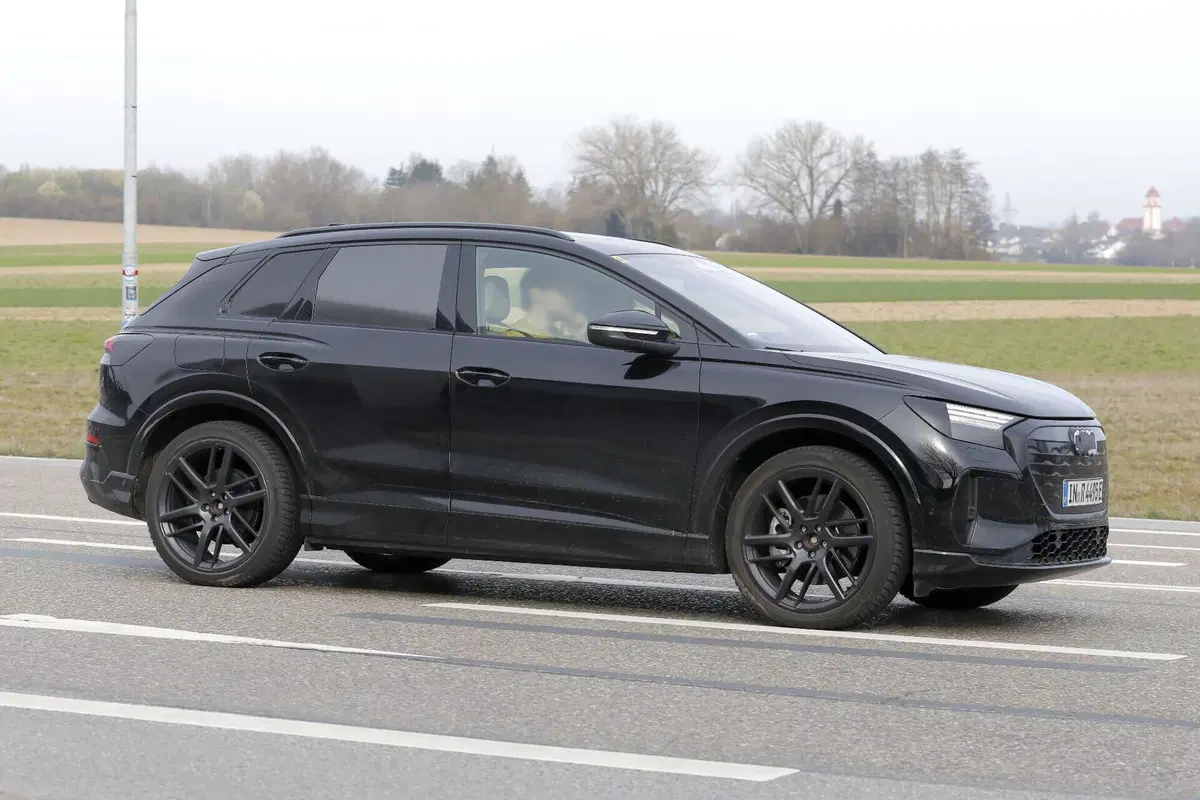 Audi Q4 2026, il restyling cambia più di quanto sembri: ecco tutte le novità (4)