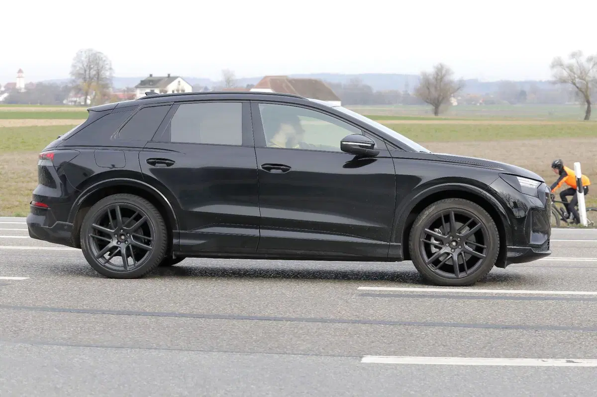 Audi Q4 2026, il restyling cambia più di quanto sembri: ecco tutte le novità (6)