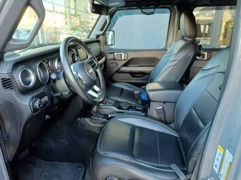 Jeep Wrangler usata a Catania (8)