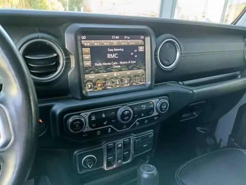 Jeep Wrangler usata a Catania (15)