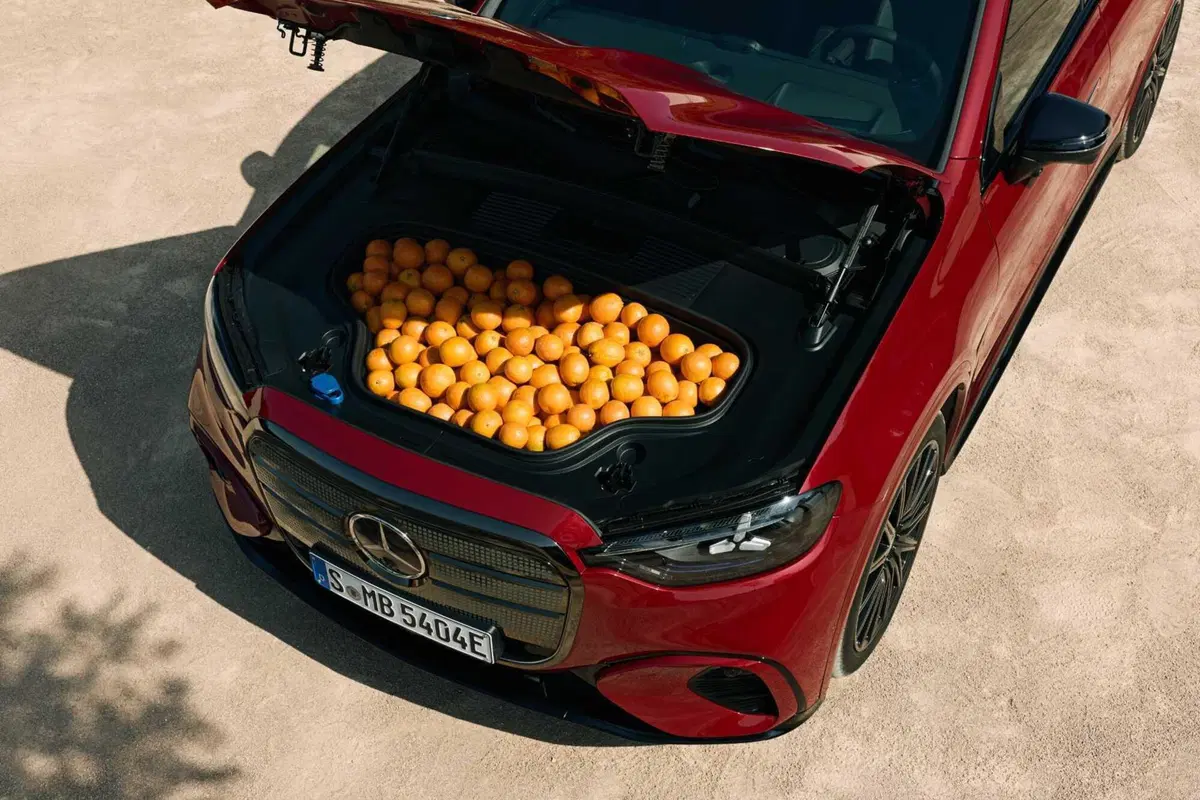 Mercedes GLC: la SUV più venduta della stella diventa elettrica [VIDEO] (4)